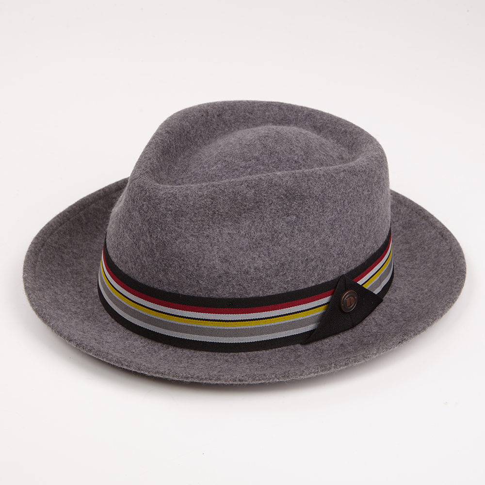 Dasmarca James Hat